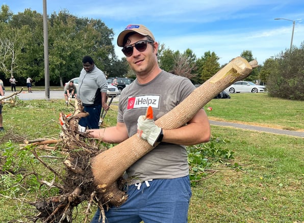 iSeatz staff member clearing plants